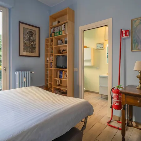 Πανσιόν Privata Bagno E Balcone Duomo Battaglia 3*